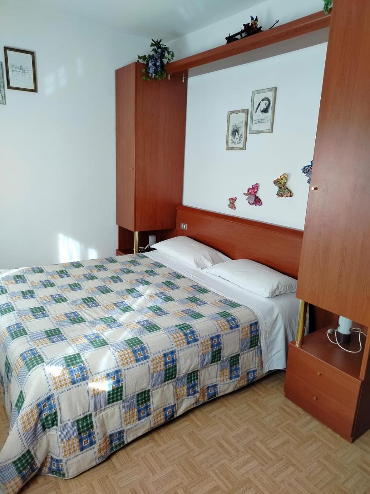 Appartamento Al Lago เลวิโกแตร์เม ภายนอก รูปภาพ